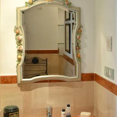 Casa Gadeamus Via Le Botteghe 12 Appartement *