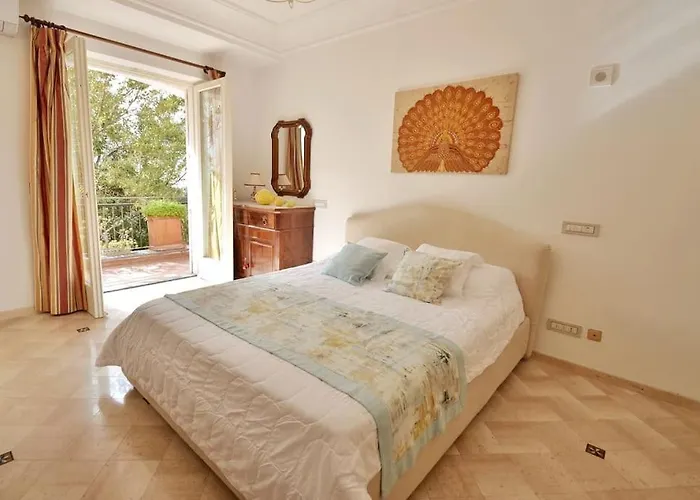 Casa Gadeamus Via Le Botteghe 12 *